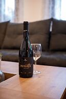 Walnut Tree Villa Ano Archanes-10km From Heraklion