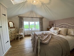 Character Detached 3-bed Cottage Audlem Cheshire