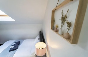 Stunning Studio by Queen Elizabeth Hospital