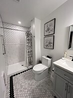 The Saucy Willow Inn and Cottages