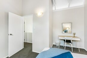 A Home away from Home - Netflix -Parking