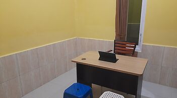 SPOT ON 92458 Azeela Kost Syariah