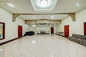 OYO 92406 Hotel Renata 1