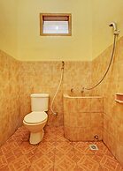 OYO 92406 Hotel Renata 1