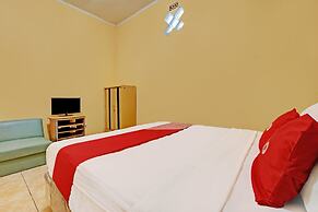 OYO 92406 Hotel Renata 1