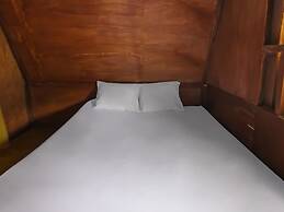 SPOT ON 92462 Awenk Homestay Near SD Gunung Wakul