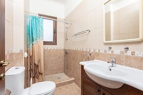 Villa Dora in Argaka