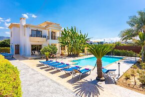 Villa Dora in Argaka