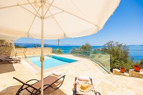 Villa Sunrise in Nisaki