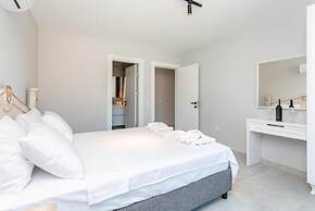 Exclusive Paradise Collection