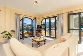 Lakka Bay View Collection