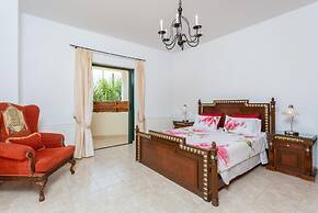 Androula Villas Collection