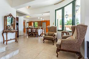 Androula Villas Collection