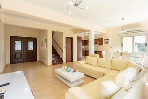 Rose Villas Collection