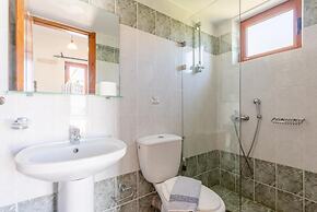 Maroulas Villas Collection