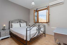 Neria Villas Collection