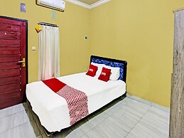 OYO 91845 V_ar House Near Pantai Tanjung Bias