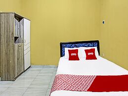 OYO 91845 V_ar House Near Pantai Tanjung Bias