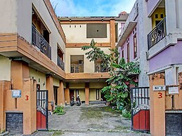 OYO 91845 V_ar House Near Pantai Tanjung Bias