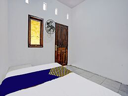 OYO 92086 Fun Guesthouse Syariah