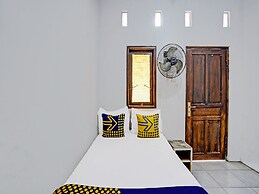 OYO 92086 Fun Guesthouse Syariah
