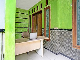 OYO 92086 Fun Guesthouse Syariah