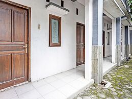 OYO 92086 Fun Guesthouse Syariah