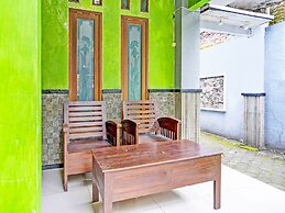 OYO 92086 Fun Guesthouse Syariah