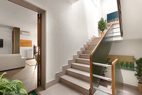 3251 Dellatita Suite by Barbarhouse