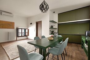 3251 Dellatita Suite by Barbarhouse