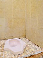 SPOT ON 92372 Rinda Homestay Syariah & Resto