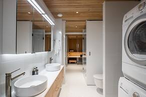 Scandinavian Townhouse with sauna