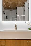 Scandinavian Townhouse with sauna