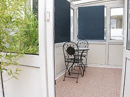 50A Lloyd Street West