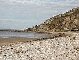 50A Lloyd Street West