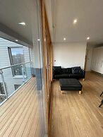 Peaceful 1BD Flat With Balcony - Bethnal Green