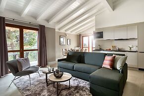 June Stay Lake Garda