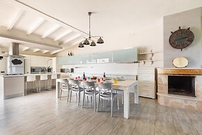 3261 Villa Desiderio by Perle di Puglia