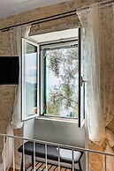 The Greystone House by Konnect, Views to the Sea