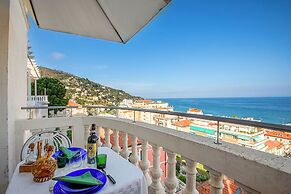 La Vie Enchanting Sea View