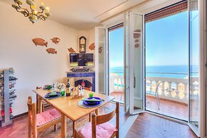 La Vie Enchanting Sea View