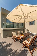 Nama Luxury Villa 250m From the sea Makry Gialos