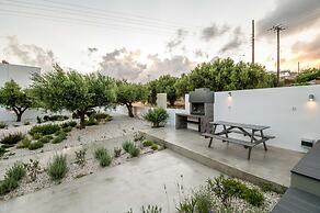 Nama Luxury Villa 250m From the sea Makry Gialos