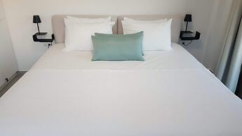 Nama Luxury Villa 250m From the sea Makry Gialos