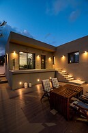 Nama Luxury Villa 250m From the sea Makry Gialos