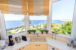 Diamond View Luxury on Your way to VAI Sitia