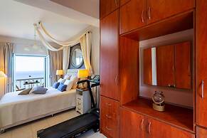 Diamond View Luxury on Your way to VAI Sitia