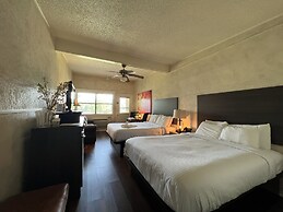 Mountain Harbor Queen Guest Room on Lake Ouachita by RedAwning