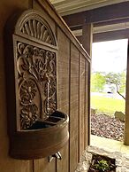 Lake View Queen Guest Room With Two Queens, Sleeper Sofa And Deck Over