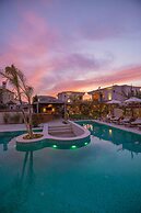 June Alaçatı (+15 Adult only)